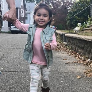 Meet your Posher, Daniela